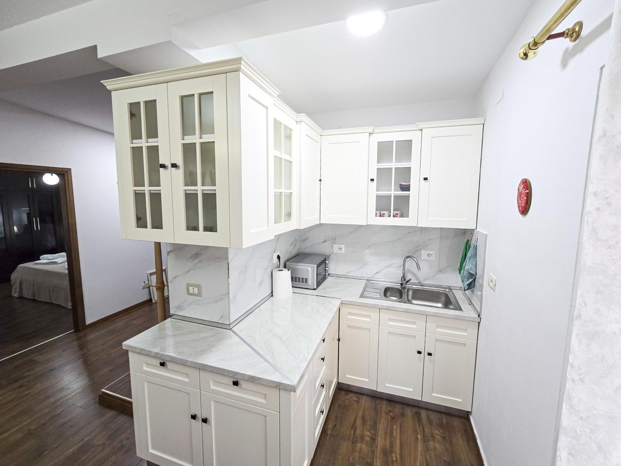 Lake Park 2Br Apartment ティラナ エクステリア 写真